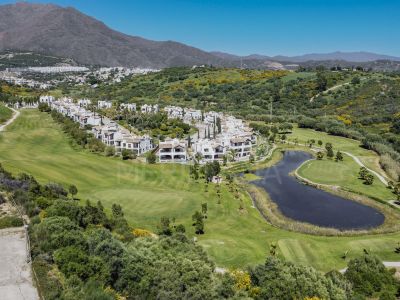 Semi Detached Villa in Azata Golf, Estepona