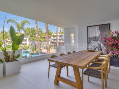 Apartamento en Marina Puente Romano, Marbella