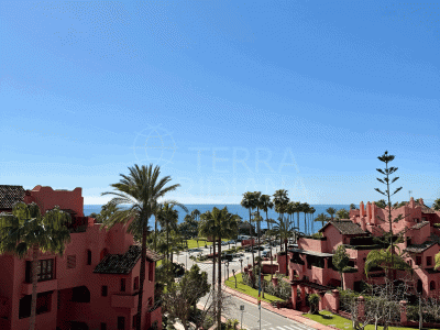 Apartment in Las Nayades, Estepona