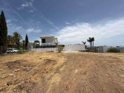 Plot in Los Flamingos Golf, Benahavis