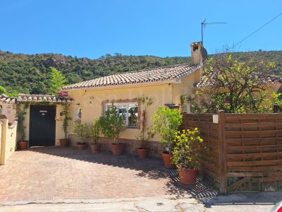 Villa in Benahavis Centro, Benahavis