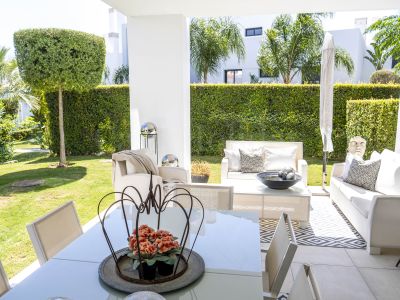 Apartamento Planta Baja en Cortijo del Golf, Estepona
