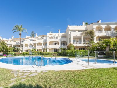 Apartment in El Pilar, Estepona