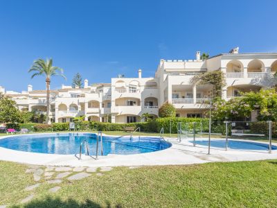 Apartment in El Pilar, Estepona