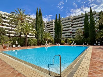Apartment in Don Gonzalo, Marbella