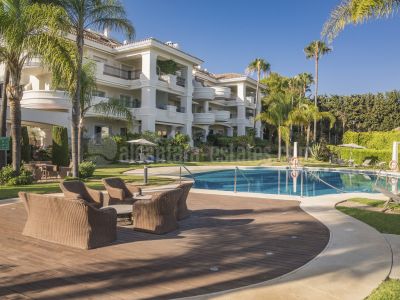Apartamento Planta Baja en Altos Reales, Marbella