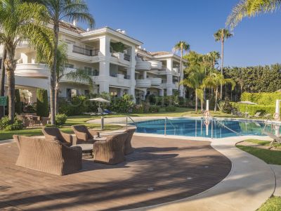 Apartamento Planta Baja en Altos Reales, Marbella
