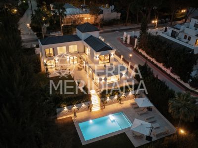 Villa in Las Brisas, Marbella