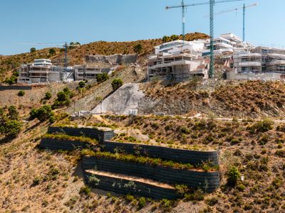 Plot in Real de La Quinta, Benahavis