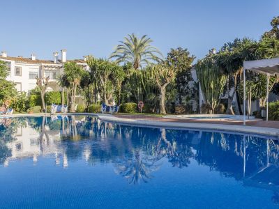 Apartment in Hacienda Beach, Estepona