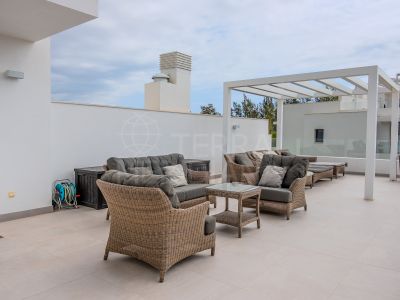 Duplex Penthouse in Cataleya, Estepona