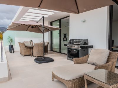 Penthouse in Cataleya, Estepona