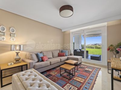 Apartamento Planta Baja en Los Arqueros, Benahavis