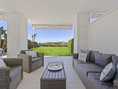 Apartamento Planta Baja en Los Arqueros, Benahavis
