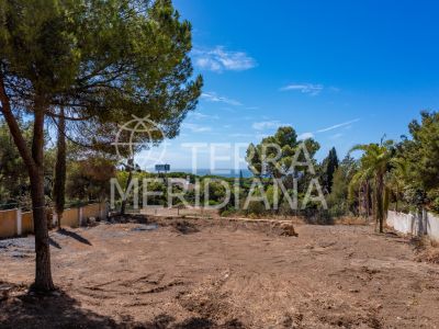Plot in Hacienda las Chapas, Marbella
