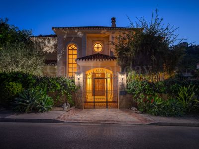 Villa en Los Arqueros, Benahavis