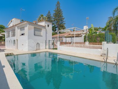 Villa in Nueva Andalucia, Marbella
