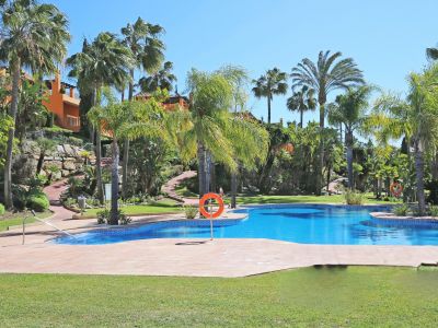 Town House in Paraíso Bellevue, Benahavis