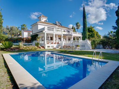 Villa in Valdeolletas, Marbella