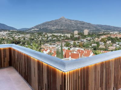 Penthouse in Jardines de Andalucia, Marbella