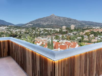 Penthouse in Jardines de Andalucia, Marbella