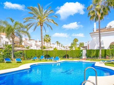 Town House in Los Naranjos de Marbella, Marbella