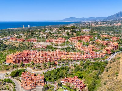 Apartment in La Reserva de Marbella, Marbella