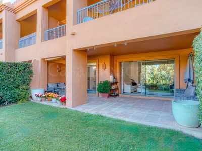 Ground Floor Apartment in Benatalaya, Estepona