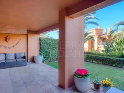 Ground Floor Apartment in Benatalaya, Estepona