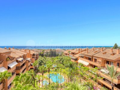 Duplex Penthouse in Costa Nagüeles III, Marbella