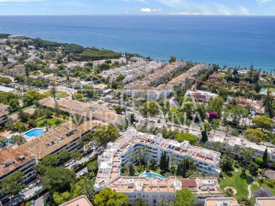 Duplex Penthouse in Marbella Real, Marbella