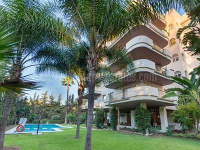 Apartamento en Nueva Andalucia, Marbella