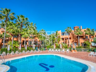 Ground Floor Apartment in Alminar de Marbella, Marbella