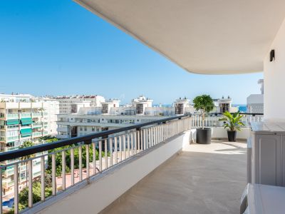 Penthouse in Playa de la Fontanilla, Marbella