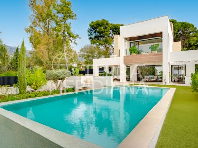 Villa in Marbella Golden Mile, Marbella