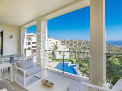 Apartment in Los Altos de los Monteros, Marbella