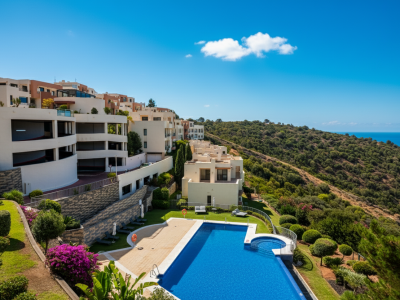 Apartment in Los Altos de los Monteros, Marbella