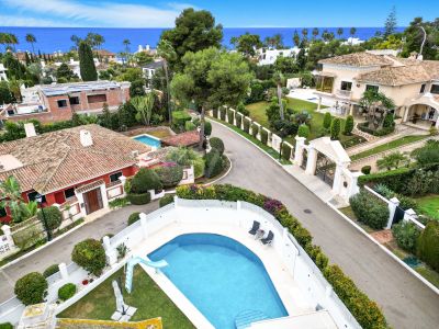 Semi Detached Villa in Los Monteros Playa, Marbella