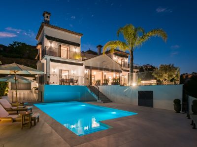 Villa in Monte Halcones, Benahavis