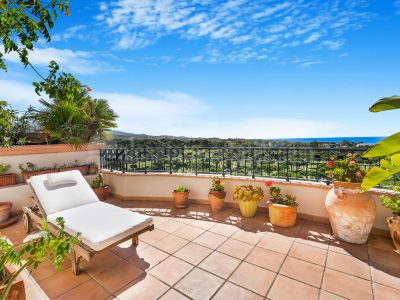 Atico Duplex en Vista Golf, Marbella