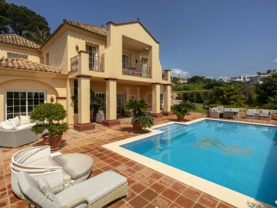Villa in El Paraiso, Estepona