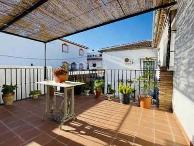 Town House in Villanueva de la Concepción