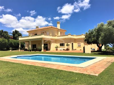Villa in San Roque Golf, San Roque