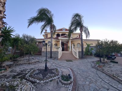 Villa en Alhaurin el Grande