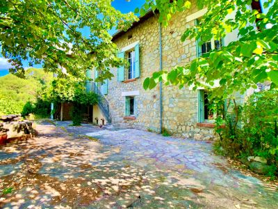 Casa en La Roquette-sur-Siagne