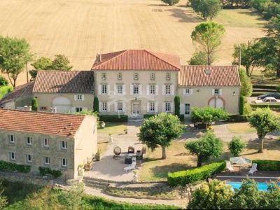 Estate in Saint-Julia
