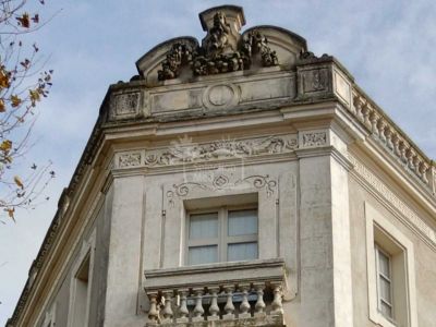 Unique Building in Castelnaudary