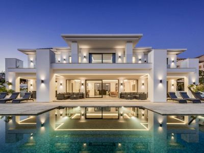 Villa en Atalaya Hills, Benahavis