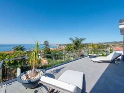 Villa in Estepona