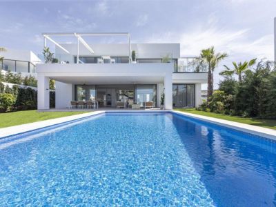 Villa in Marbella East, Marbella